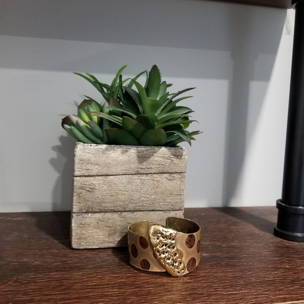 💎HANDCRAFTED BRASS CUFF